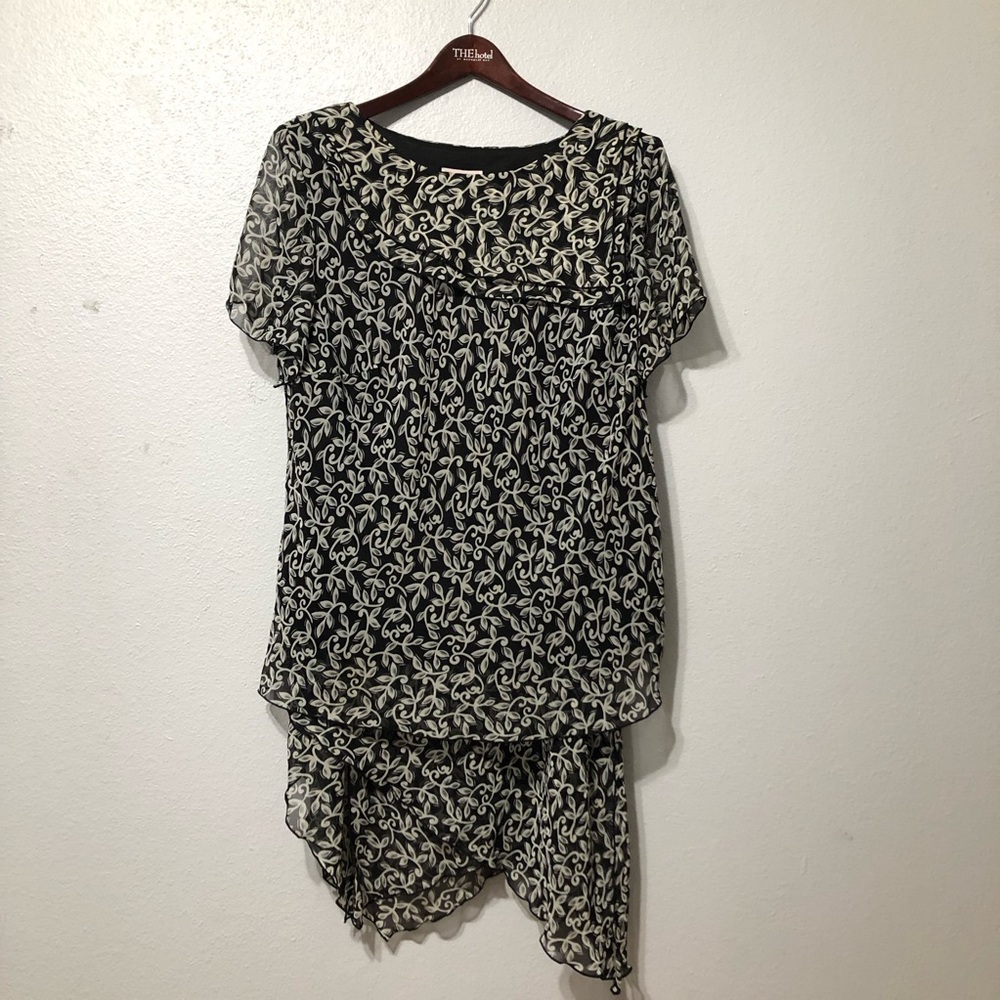 R&K Originals Black and Cream Floral Dress